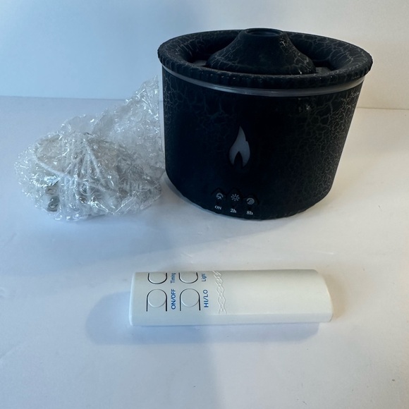 LED Flame Aroma Diffuser - Picture 6 of 13